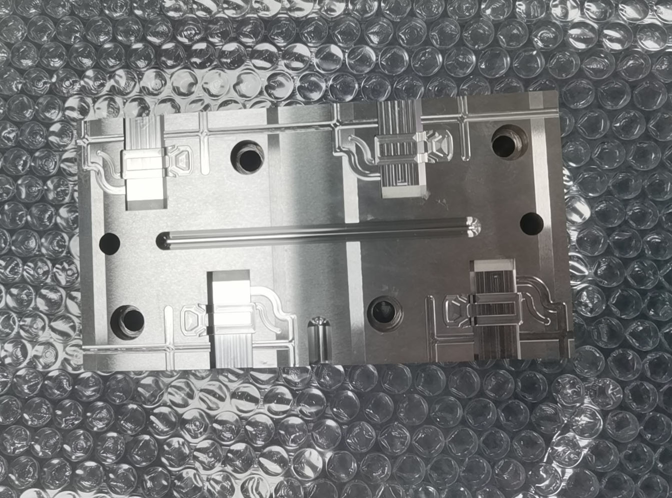 模具部品